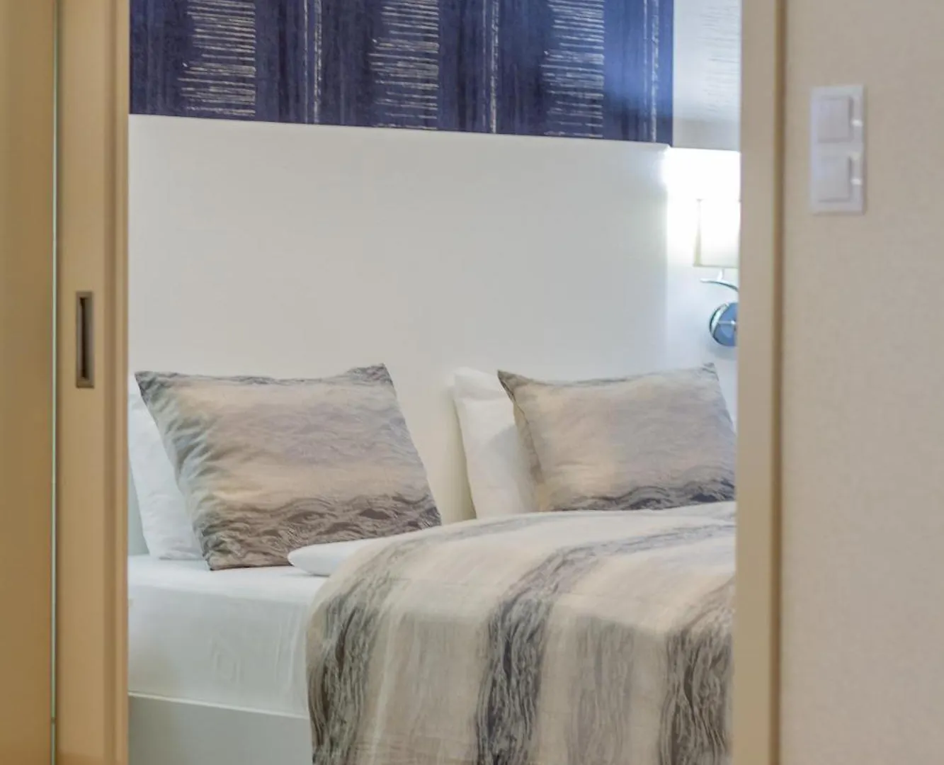 Luxury Apartment With Balcony And Sauna Budapest