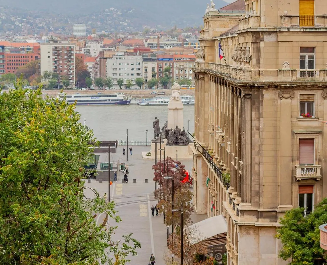 Luxury Apartment With Balcony And Sauna Budapest