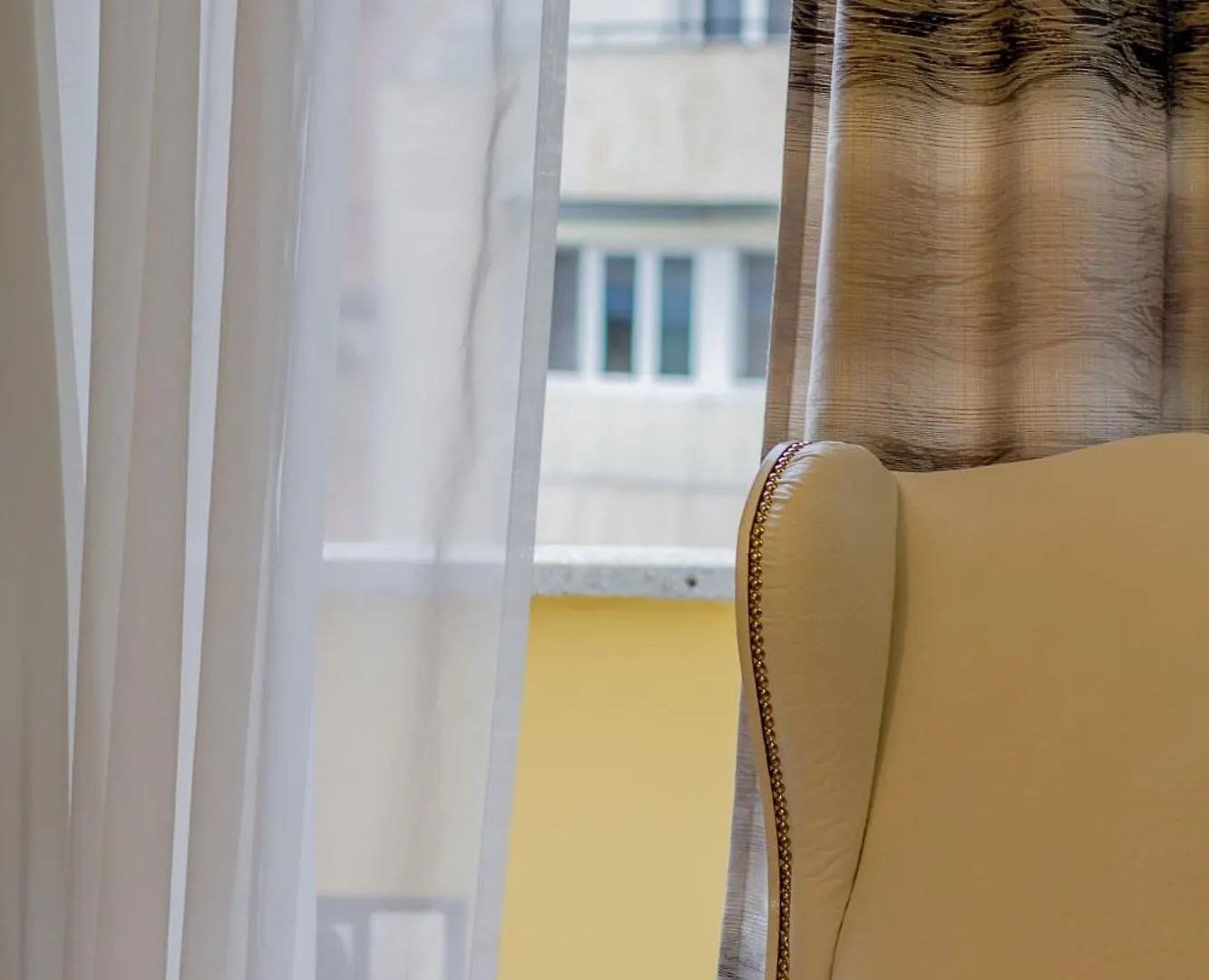 Luxury Apartment With Balcony And Sauna Budapest