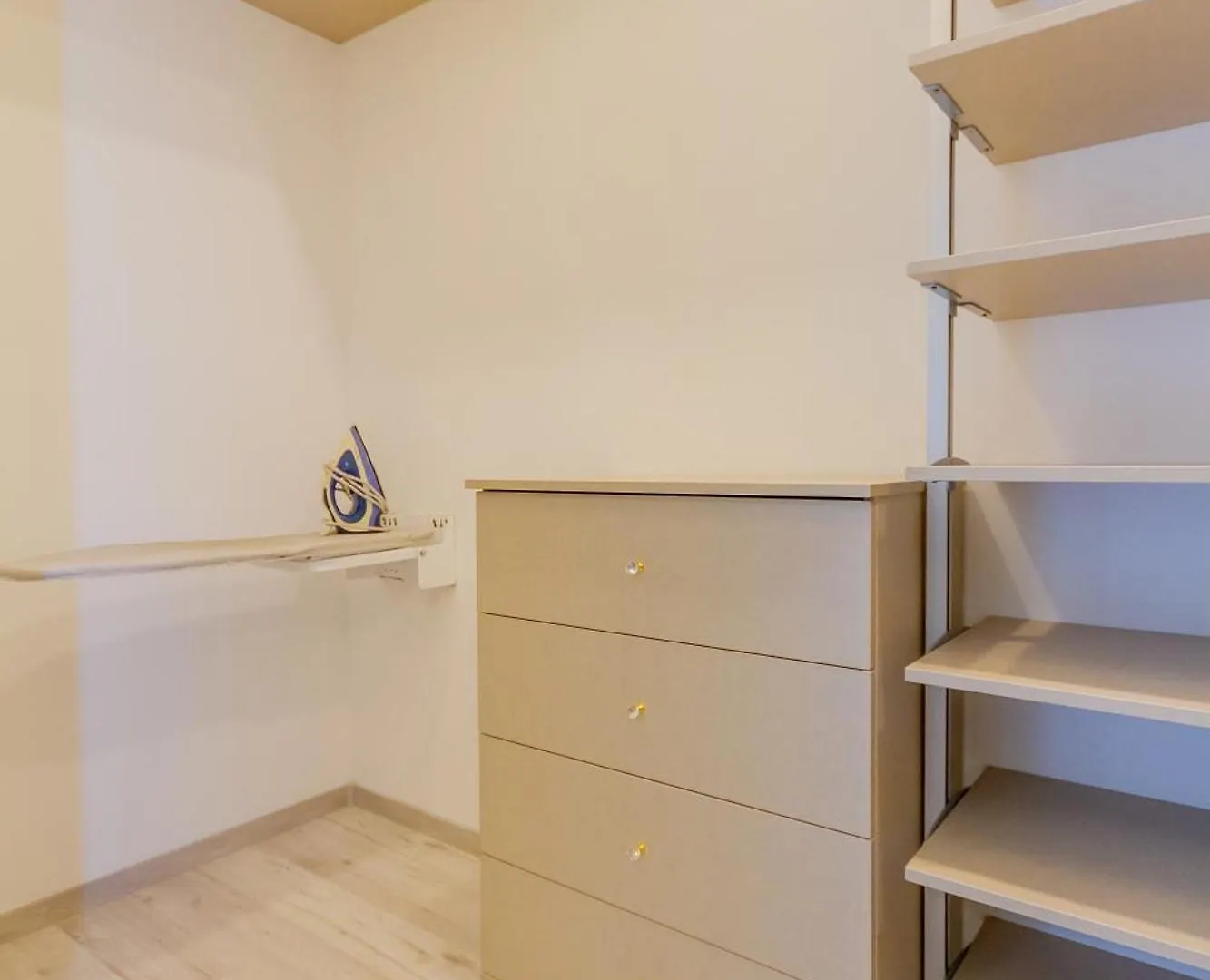 Luxury Apartment With Balcony And Sauna Budapest